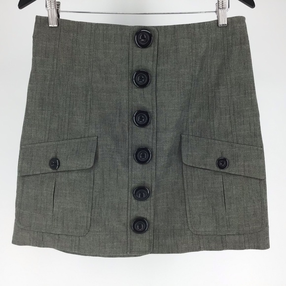 kensie Green Mini Skirt with Button Accents, 10 - Picture 7 of 12
